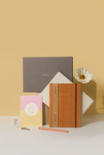 Mason Aria/Leather/Wood Gift Set